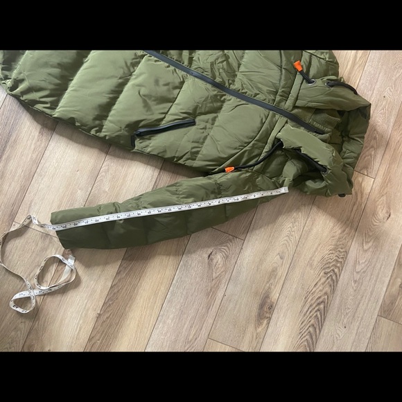 Orolay contrast draw string down coat - Picture 6 of 6